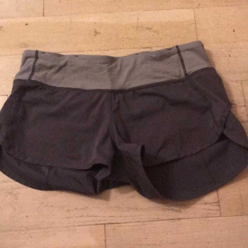LULU LEMON SHORTS